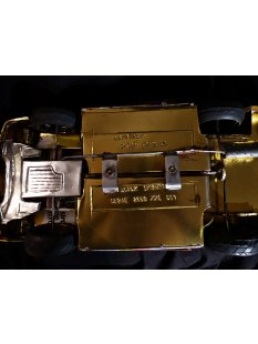 Buick Skyhawk aus gelb blauen Werbedosen M 1:10  L&auml;nge ca. 56 cm