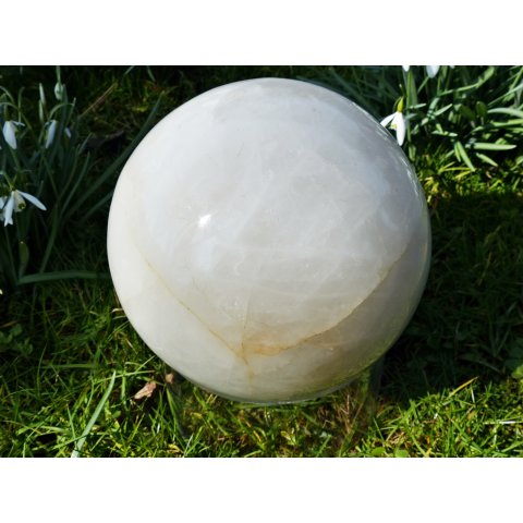 Madagaskar Bl&uuml;tenblatt Quarz Milchquarz Wei&szlig;quarz Kugel 8 kg D 180 mm